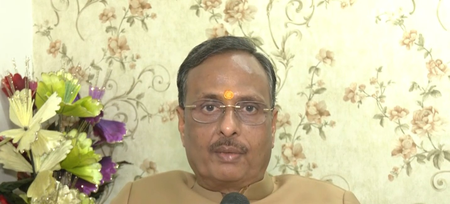 बंगाल के पूर्व मुख्यमंत्री पर दिनेश शर्मा ने साधा निशाना, बोले- ममता ने अपने ही कार्यकर्ता को थप्पड़ मारा