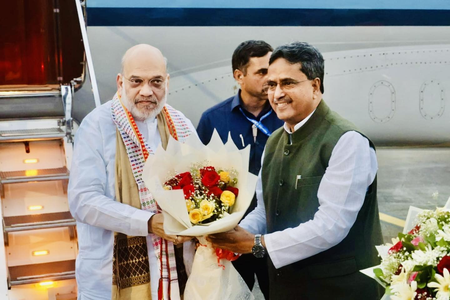 भारत-बांग्लादेश सीमा सुरक्षा की समीक्षा करेंगे अमित शाह, त्रिपुरा दौरे पर घुसपैठ और तस्करी पर फोकस (लीड- 1)