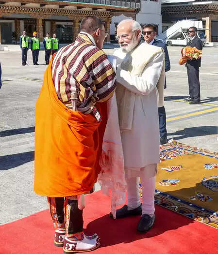 पीएम मोदी ने चौथे नरेश वांगचुक की 70वीं जयंती पर बधाई दी, भारत-भूटान मैत्री को सराहा