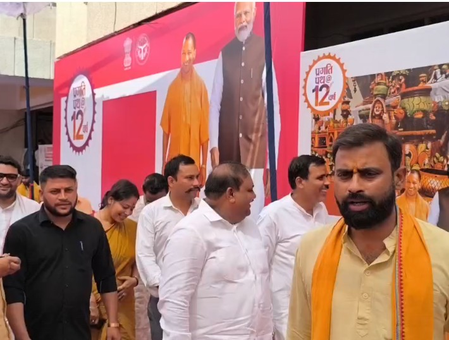 केंद्र सरकार के 12 साल: शाहजहांपुर में लगी विकास प्रदर्शनी, जनकल्याणकारी योजनाओं की दी जा रही जानकारी