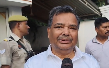 जिन शहीदों की वजह से आजादी की खुली हवा में सांस ले पा रहे, उन्हें भूल रही नई पीढ़ी : मंत्री जयवीर सिंह