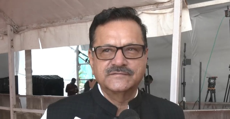 महाड के मुख्य अधिकारी से मारपीट दुर्भाग्यपूर्ण, भाजपा पार्षद के खिलाफ नेताओं ने की सख्त कार्रवाई की मांग