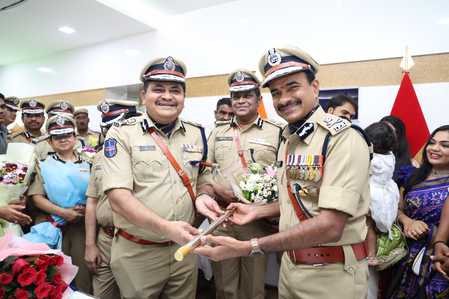 नक्सल समस्या खत्म होने के साथ ही तेलंगाना पुलिस का किया जाएगा पुनर्गठन : डीजीपी