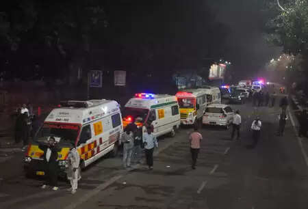 शेख हसीना ने दिल्ली लाल किला ब्लास्ट की कड़ी निंदा की, आतंकवाद को मानवता का दुश्मन बताया