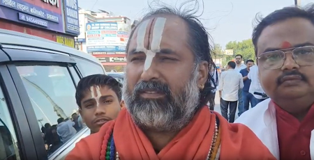 गोवर्धन ‘अधिक मास’ मेले में मुस्लिम दुकानदारों पर प्रतिबंध लगाने की मांग का संतों ने किया समर्थन