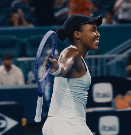 मियामी ओपन: कोको गॉफ ने बेलिंडा बेनकिक को हराया, सेमीफाइनल में कैरोलिना मुचोवा से मुकाबला