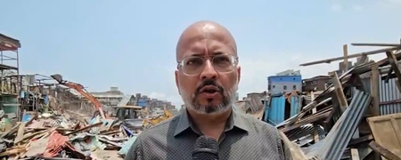 मुंबई के बांद्रा में ध्वस्तीकरण का काम लगभग पूरा, हटाया जा रहा मलबा