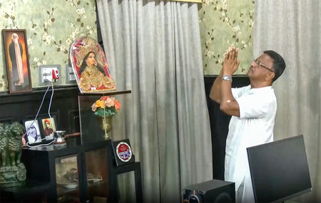 मेयर के इस्तीफे के बाद कोलकाता नगर निगम बोर्ड पर संकट, राज्य सरकार ने तीन दिन में मांगा जवाब