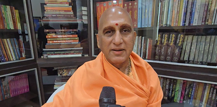 'पीएम मोदी देश के सच्चे शासक और उपासक', जूनापीठाधीश्वर स्वामी अवधेशानंद गिरि ने दी जन्मदिन की बधाई