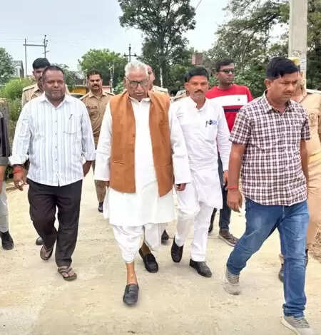 अनुपूरक बजट पर माता प्रसाद पांडेय बोले- समय-समय पर समीक्षा करें सीएम, नहीं तो बनती जाएगी गलत परंपरा