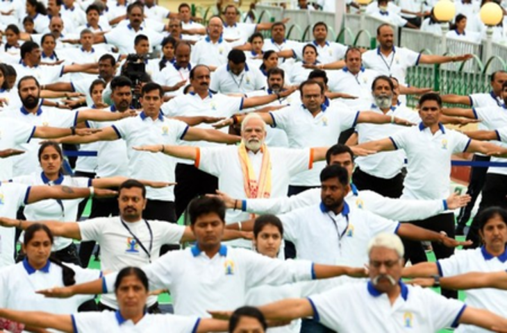 'मन की बात' में पीएम मोदी ने स्वस्थ सेहत पर दिया जोर, कहा-'फिट इंडिया ही स्ट्रॉन्ग इंडिया की नींव'