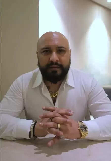 बी प्राक के घर गूंजी किलकारी, दूसरी बार पिता बनने पर बोले- 'सब राधे-श्याम की कृपा है'