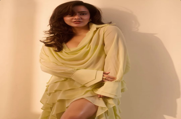 मेकअप में और खराब लगती हूं, नेहा शर्मा ने खुद पर किया मजेदार कमेंट