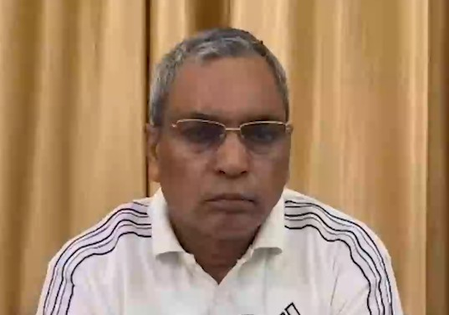 अखिलेश यादव पत्नी के लिए स्टैंड नहीं ले पाए, देश की महिलाओं के विषय में क्या सोचेंगे : ओपी राजभर