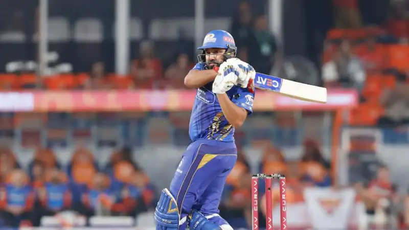 SRH vs MI: रोहित शर्मा ने एक झटके में अपने नाम किये ये 2 बड़े रिकॉर्ड, हैदराबाद की धरती पर रच दिया इतिहास
