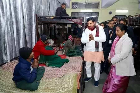 मुख्यमंत्री मोहन यादव ने यादगार-ए-शाहजहांनी पार्क स्थित रैन बसेरे का किया निरीक्षण