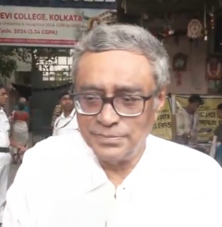 पश्चिम बंगाल में दूसरे चरण के वोटिंग के लिए लगी लंबी कतार, भाजपा प्रत्याशियों ने जीता का किया दावा