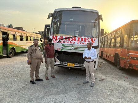 ऑपरेशन कवच 2.0: गौतम बुद्ध नगर में परिवहन विभाग की दूसरे दिन भी बड़ी कार्रवाई, 21 बसें सीज