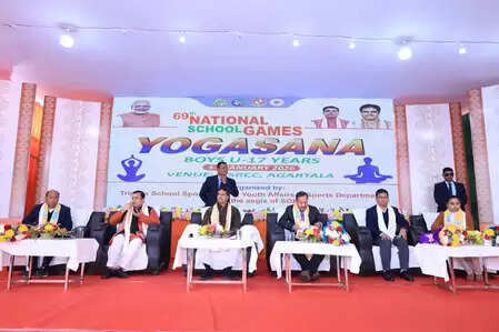 योग भारत की सांस्कृतिक शक्ति और अनुशासन का प्रतीक : त्रिपुरा के मुख्यमंत्री