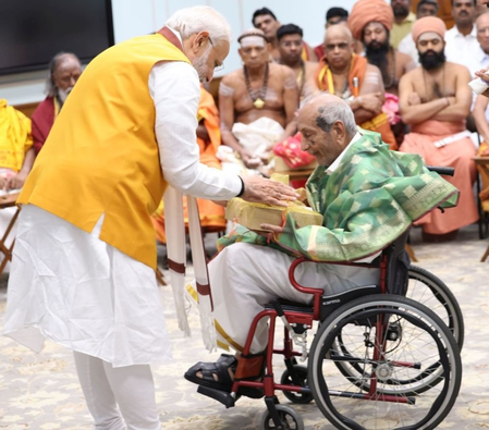 सेंगोल बनाने वाले वुम्मिदी एथिराजुलु का निधन, पीएम मोदी और तमिलनाडु के राज्यपाल ने जताया शोक