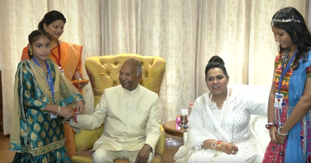 पूर्व राष्ट्रपति रामनाथ कोविंद को बच्चों ने बांधी राखी, देशवासियों को दी शुभकामनाएं