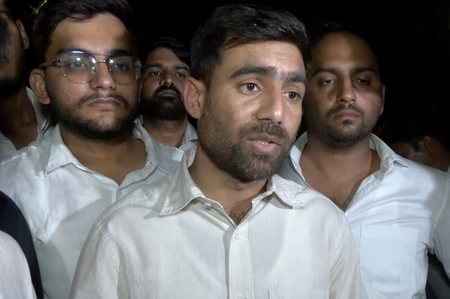 'इस लड़ाई को मजबूती से लड़ेंगे', नीट पेपर लीक मामले को लेकर एनएसयूआई का विरोध प्रदर्शन
