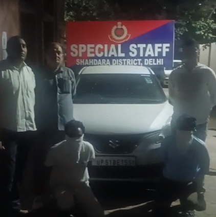 दिल्ली: वाहन चोरी के आरोप में दो युवक गिरफ्तार, चोरी की कार बरामद