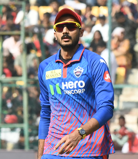 आईपीएल 2026: कप्तान अक्षर की फॉर्म डीसी के लिए सिरदर्द बनी, रन और विकेट के लिए कर रहे संघर्ष