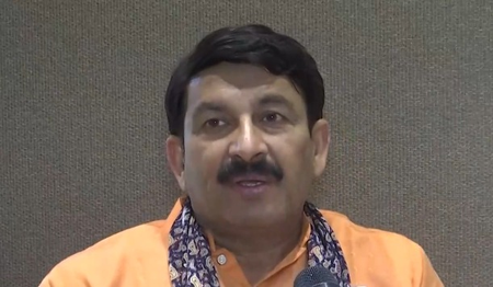 इस्तीफा न देकर ममता बनर्जी 'लोकतंत्र और संविधान विरोधी मानसिकता' का प्रदर्शन कर रहीं: मनोज तिवारी