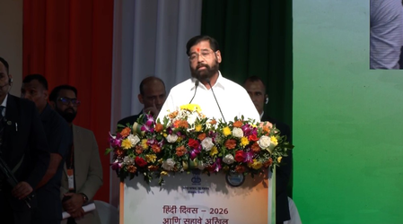 हिंदी किसी भाषा की प्रतिद्वंद्वी नहीं, भारतीय भाषाओं को जोड़ने वाली कड़ी है: एकनाथ शिंदे