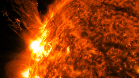 सूर्य की गतिविधि से बनता है 'स्पेस वेदर', जानें पृथ्वी को कैसे करता है प्रभावित