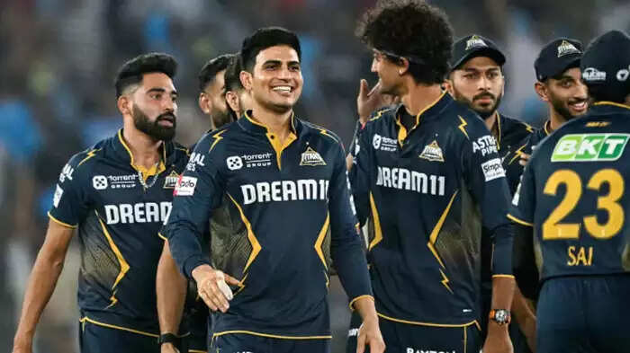 गुजरात टाइटंस हो गई और भी खूंखार, बीच आईपीएल में इस खतरनाक ऑलराउंडर ने मारी एंट्री