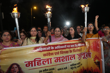 नारी शक्ति वंदन अधिनियम के समर्थन में भाजपा ने दिल्ली में निकाला मशाल जुलूस, विपक्ष को घेरा