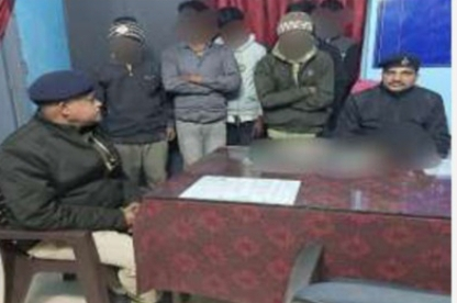 बिहार: कटिहार में स्मैक के साथ तस्कर सहित सात गिरफ्तार, 58 हजार रुपए बरामद