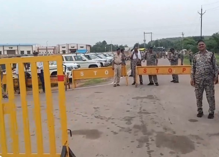 कड़ी सुरक्षा के बीच बांकीपुर, दतिया और मंजलपुर उपचुनावों के लिए मतगणना जारी