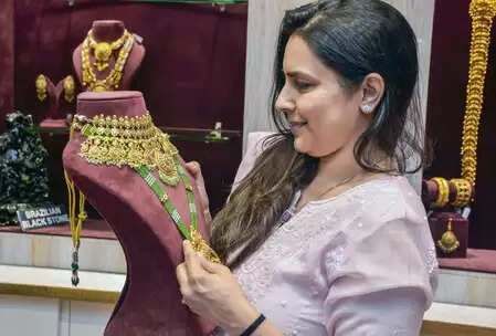 आरबीआई ने सॉवरेन गोल्ड बॉन्ड को प्रीमैच्योर भुनाने की दर घोषित की, निवेशकों को मिला 382 प्रतिशत का रिटर्न