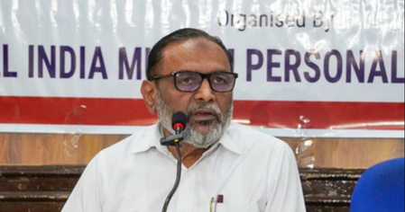 तस्लीमा नसरीन के मदरसों से जुड़े बयान पर मुस्लिम पर्सनल लॉ बोर्ड की कड़ी आपत्ति, केंद्र से कार्रवाई की मांग