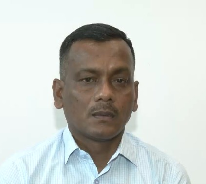 ममता बनर्जी की पार्टी पर मनोज तिग्गा का तंज, कहा-'असली और नकली टीएमसी का फैसला आयोग करेगा'