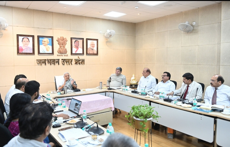 ड्रोन, डिफेंस और स्किल पर फोकस, तकनीकी शिक्षा को पूरी तरह अपग्रेड करें: राज्यपाल आनंदीबेन पटेल