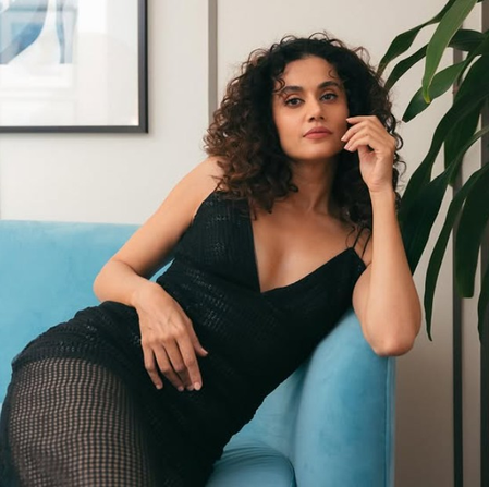 तापसी पन्नू ने विद्या बालन को बताया अपना ‘हीरो’, कहा- उनकी फिल्मों से मिला करियर में टिके रहने का भरोसा