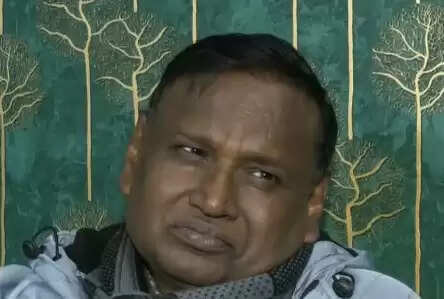 ‘रात में क्यों, दिन में क्यों नहीं हुई कार्रवाई?’ तुर्कमान गेट के पास अतिक्रमण विरोधी अभियान पर कांग्रेस नेता उदित राज