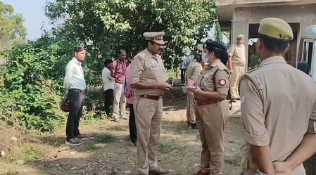 शाहजहांपुर: मंदिर में दो साधुओं की निर्मम हत्या, जलाए शव, इलाके में सनसनी