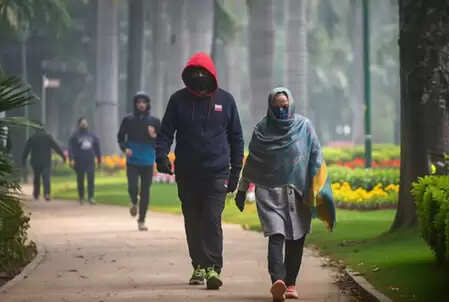 सर्दियों में इस समय वॉक करने से दिल और फेफड़े होते है मजबूत, वजन भी होता है कम