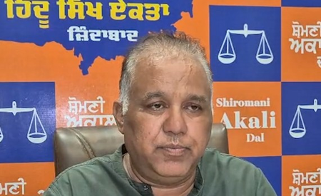 अकाली दल के नेताओं ने बताया, 'सुखबीर सिंह बादल पूरी तरह स्वस्थ और ठीक हैं'