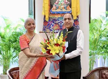 दिल्ली: केंद्रीय वित्त मंत्री निर्मला सीतारमण से नई दिल्ली में मिले जयराम ठाकुर