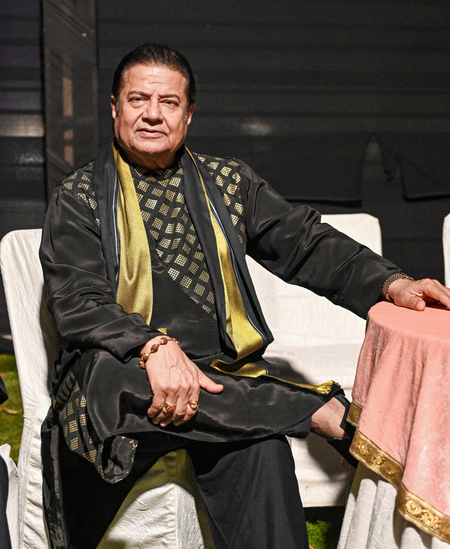 'सम्मान के साथ बनाया गया कंटेंट किसी को ठेस नहीं पहुंचाता', कॉमेडी विवाद पर बोले अनूप जलोटा