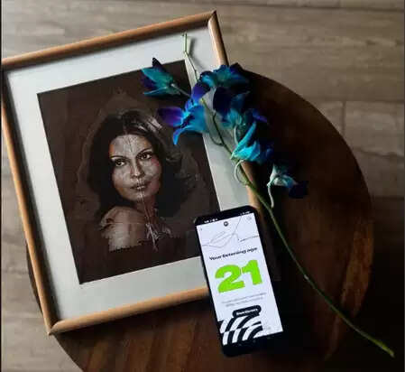 जीनत अमान ने शेयर किया अपना फिटनेस सीक्रेट, वर्कआउट प्लेलिस्ट में कई एनर्जेटिक गाने