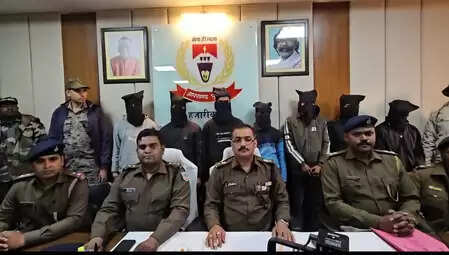 हजारीबाग: डीजे बजाने के विवाद में युवक की हत्या, आठ आरोपी गिरफ्तार