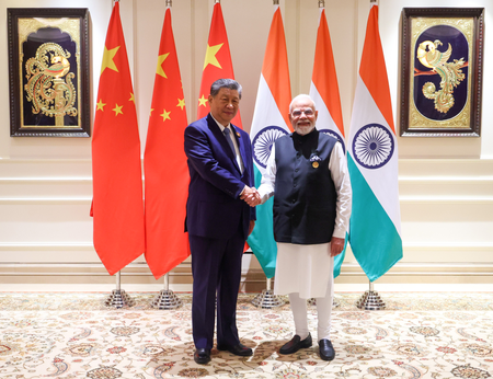 'विचारों में अंतर को विवाद नहीं बनने देंगे', पीएम मोदी और शी जिनपिंग ने भारत-चीन संबंधों में विकास का किया स्वागत