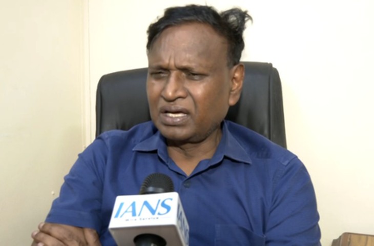 खतरे में भारत का लोकतंत्र, चुनाव आयोग को देना चाहिए अनियमितताओं का जवाब : उदित राज